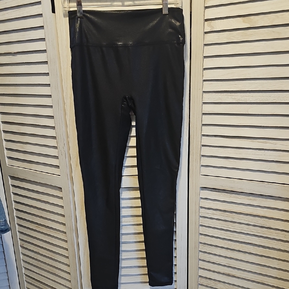 Stylish Black Leggings Dulled Shimmer Stretch